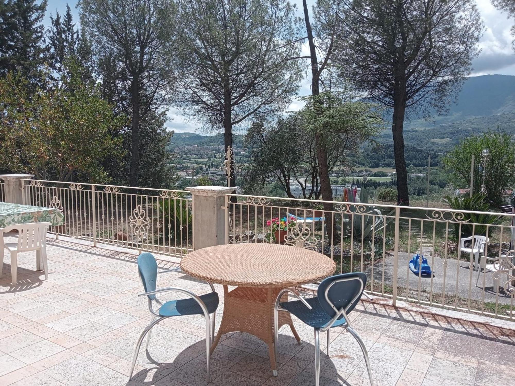 Bed and Breakfast Parco Dei Gelsomini Ascoli Piceno Exterior foto